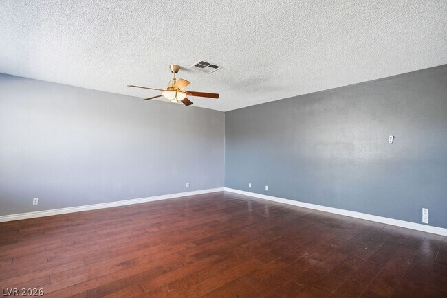 Photo - 4561 Paseo El Rio Dr