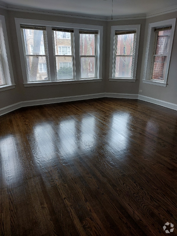 Building Photo - 7730 S Essex Ave Rental
