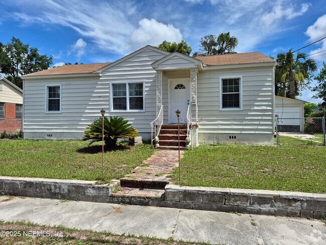 Building Photo - 4717 CAMBRIDGE Rental