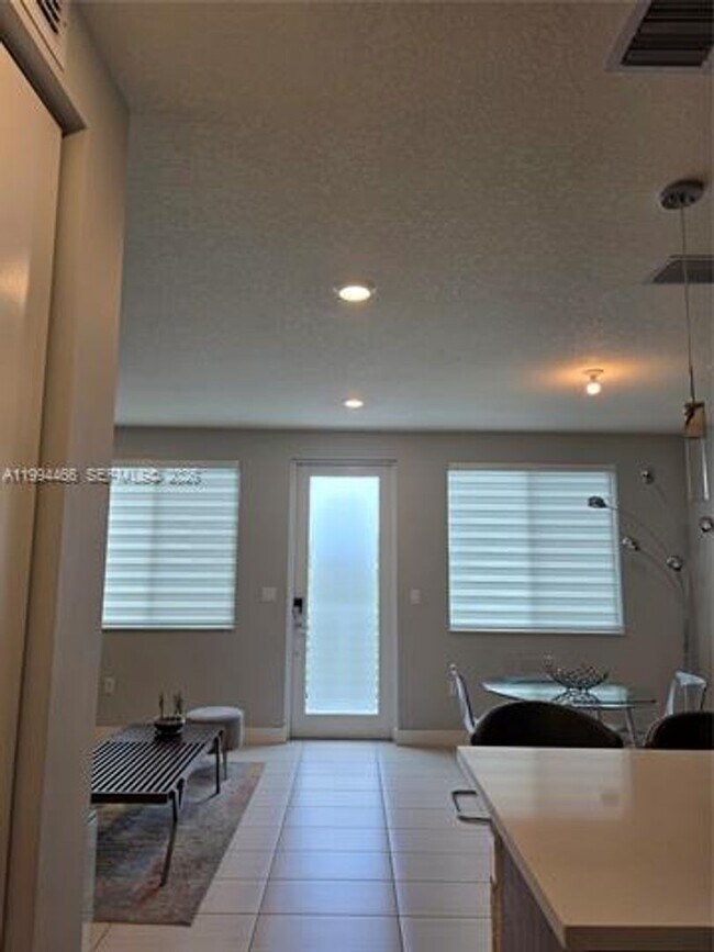 Photo - 10222 NW 64th Way Unit 10222 NW 64th Way # 302