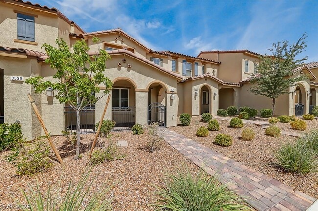 Building Photo - 3528 Punta Tersiva Ln
