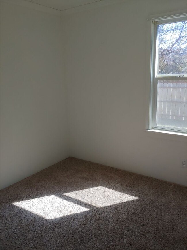 Photo - 1876-1878 Leroy St Unidad 1878