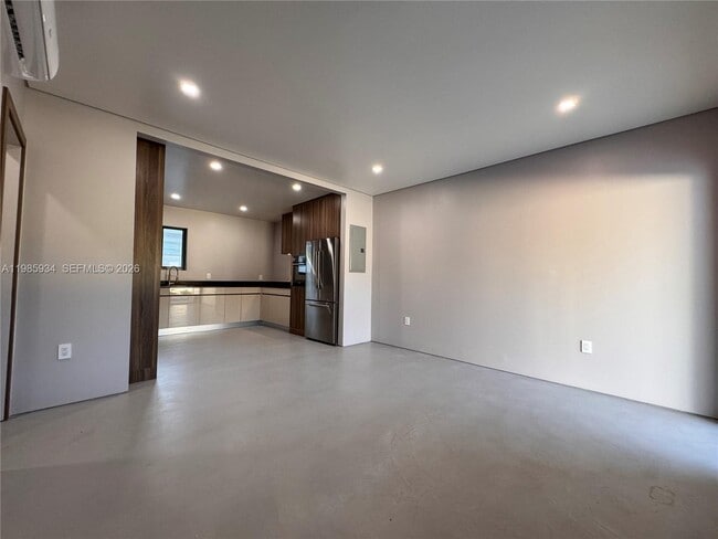 Photo - 8931 NE 2nd Ave Unit S4