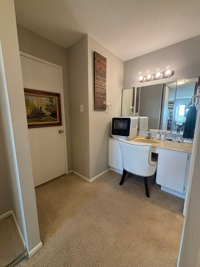 Photo - 309 Yoakum Pky Condo Unit 1512