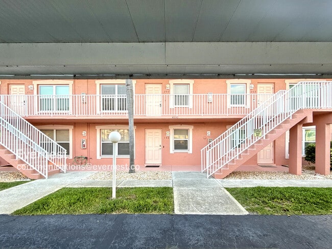 Photo - 4550 SE 5th Pl Unit APT 202