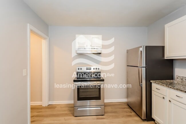 Photo - 3908 Grand Ave