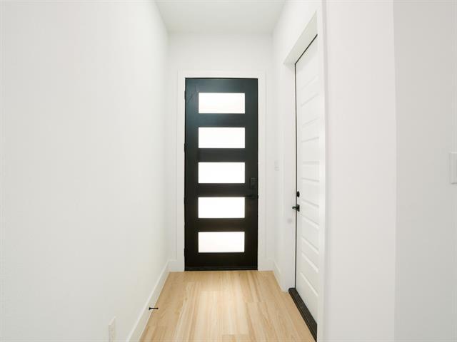 Photo - 5851 Millar Dr