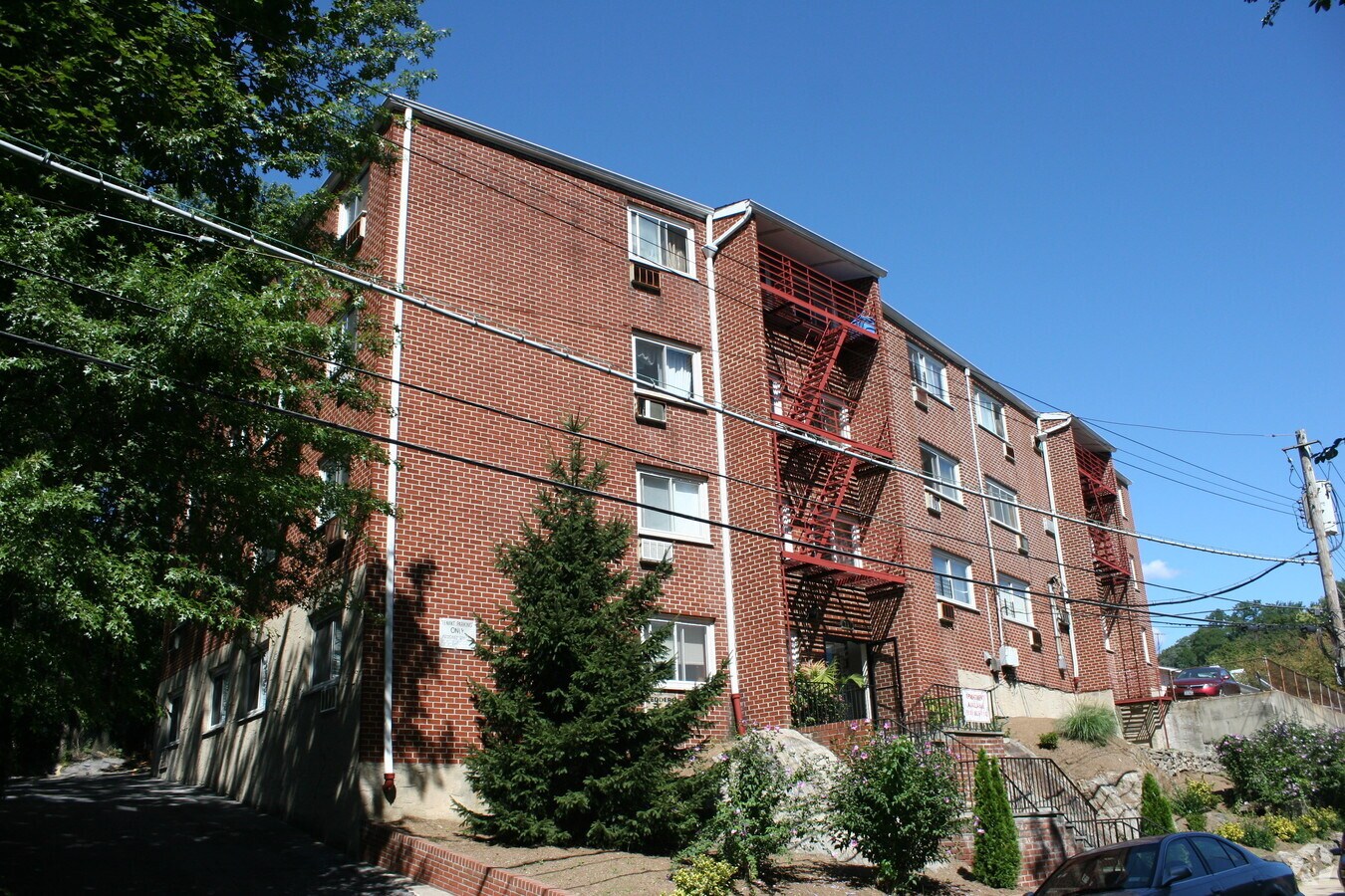Photo - 251 Woodland Avenue