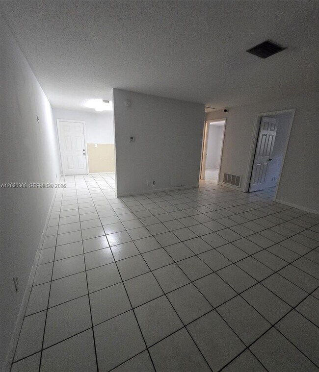 Photo - 5880 NW 19th Ct Unit 5888