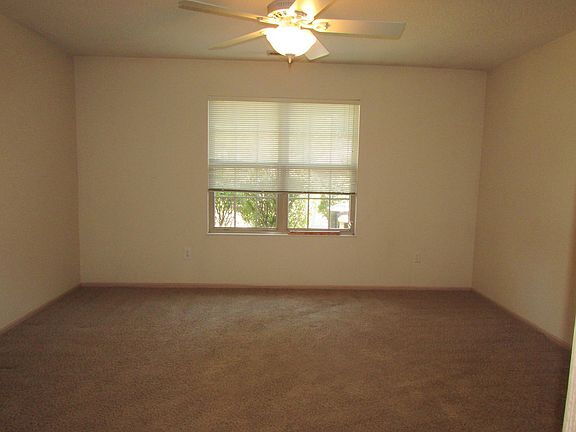 Photo - 1019 Willow Bluff Dr