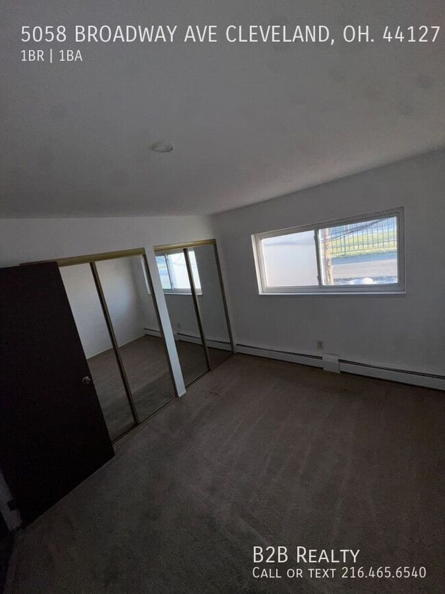 Photo - 5058 Broadway Ave Unidad 1