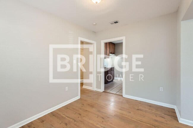 Photo - 224 E Boyd St