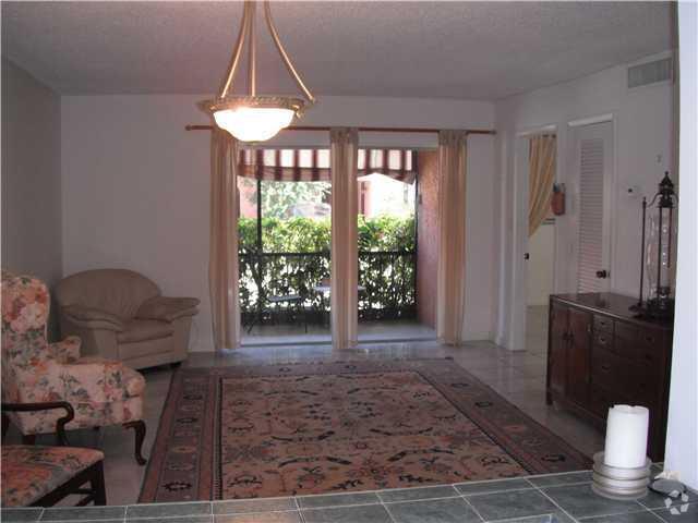 Building Photo - 660 Tennis Club Dr Unit 101 Rental