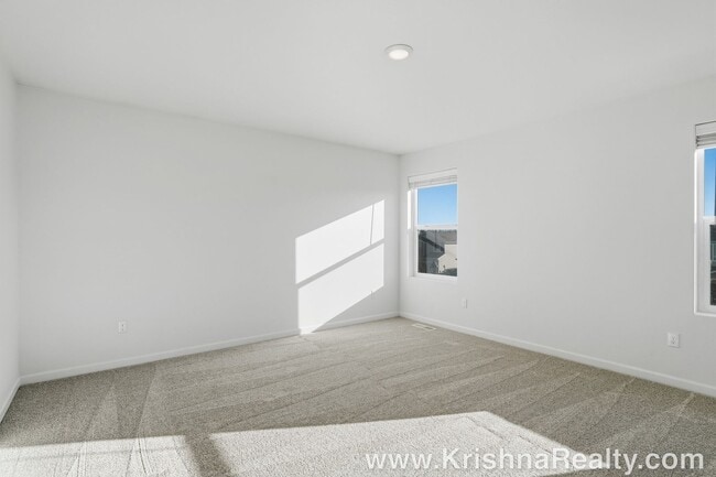 Photo - Lovely 5 BD | 3 BA | Loft | Main-Level Suite | 2,376 SF | Corner Lot | Riverside Estates