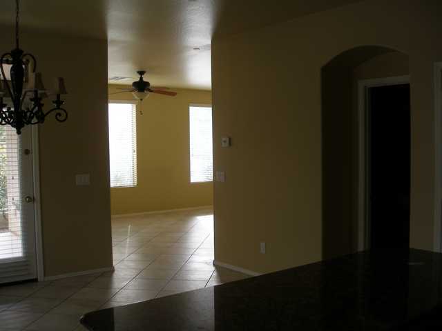Photo - 4 Bed 2.5 Bath Home! Beautiful Kitchen! Gr...