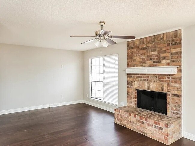 Photo - 748 Bonnet Trl