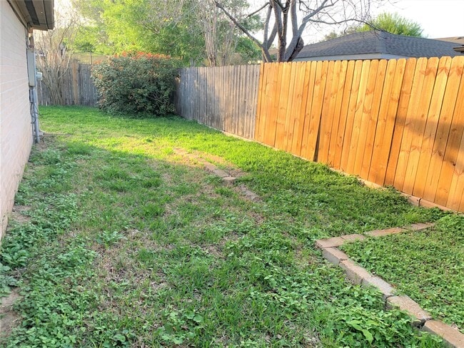 Photo - 3127 Pecan Point Dr