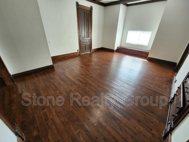 Photo - 509 S 5th St Unit Apt 2
