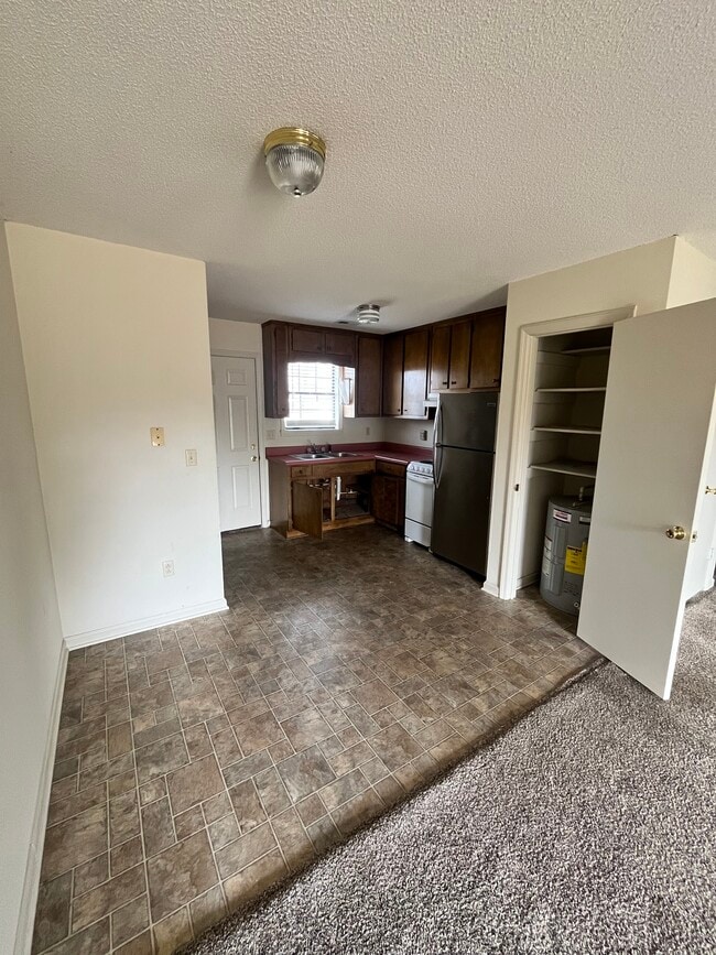 Photo - 4 Amber Cir Unit 2