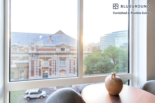 3 Tingey Sq SE Unit SI FL3-ID274