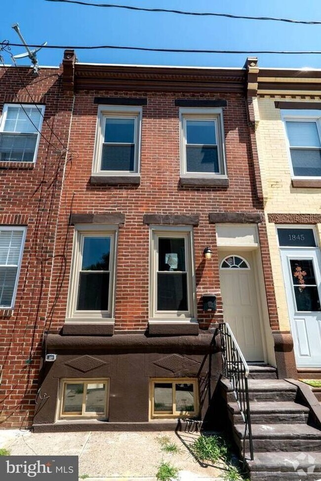 Building Photo - Wow! Brand new rehab in Point Breeze! Come... Rental