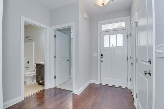 478 Brantley Cove Cir