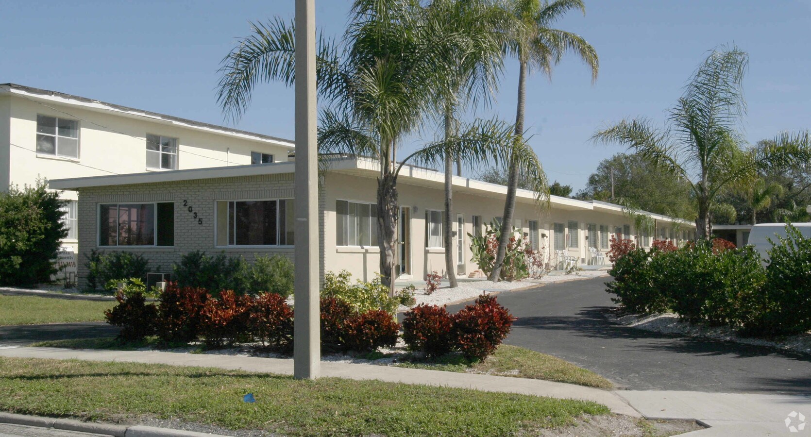 Bayside Terrace Apartments - Bayside Terrace Apartments