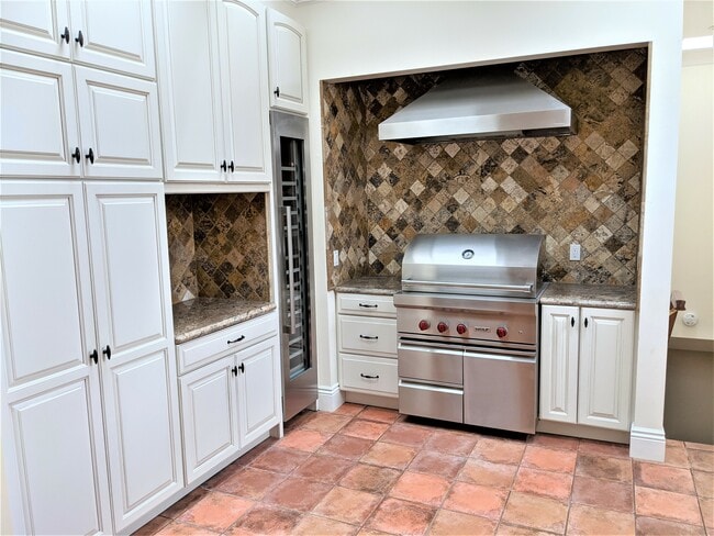 Photo - 2912 21st Ave