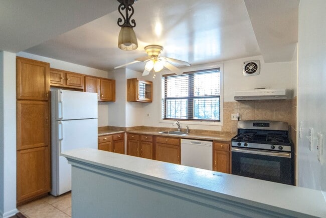 Photo - 1329 Riggs St NW Unit 1