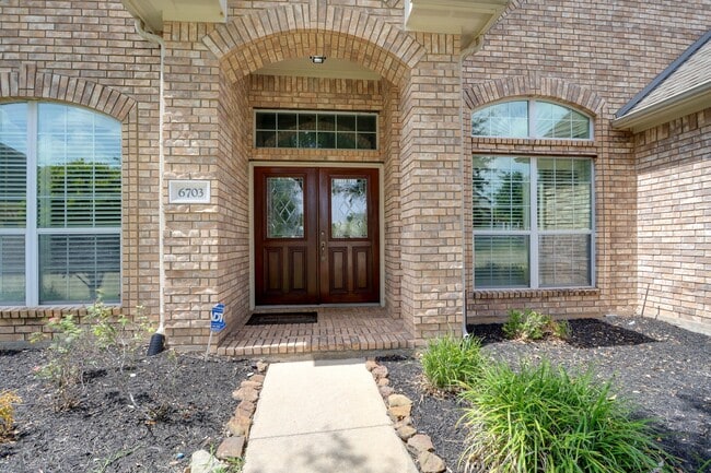 Photo - 6703 Forsythe Ln