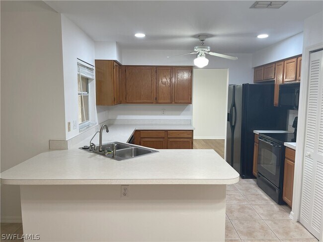 Photo - 9758 Country Oaks Dr