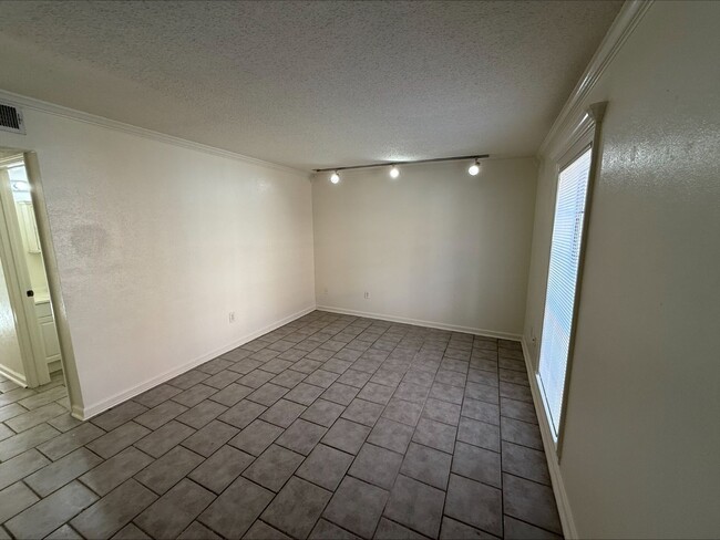 4101 Delaware Ave