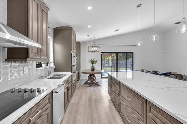 Photo - 1038 SW 120th Way