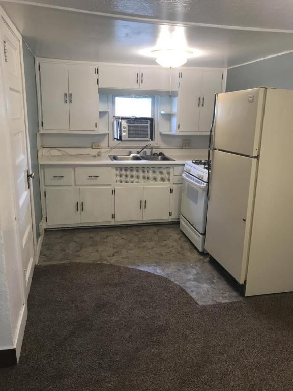 Photo - 7727 W Beachwood Ave