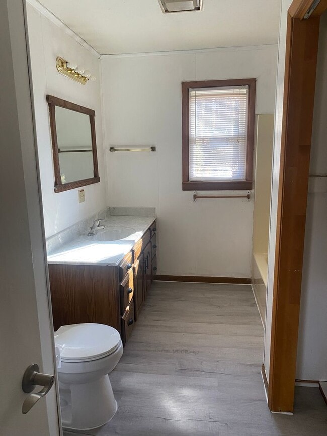 Photo - 2/1 Duplex for rent