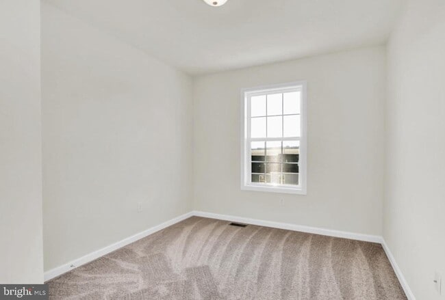 Photo - 31 Deatrick Dr