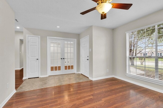 Photo - 2726 Fox View Cir