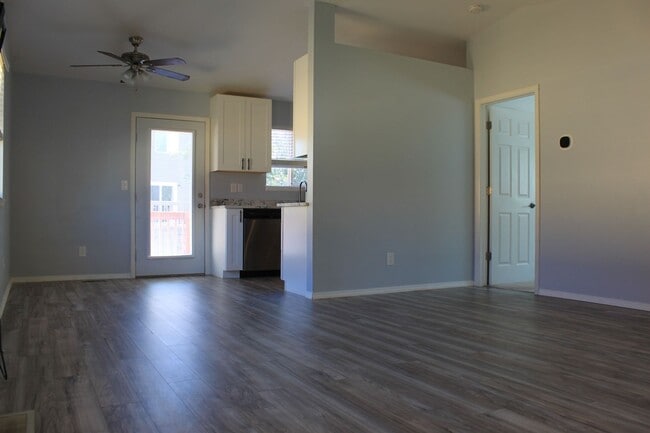 Photo - 4535 Witches Hollow Ln