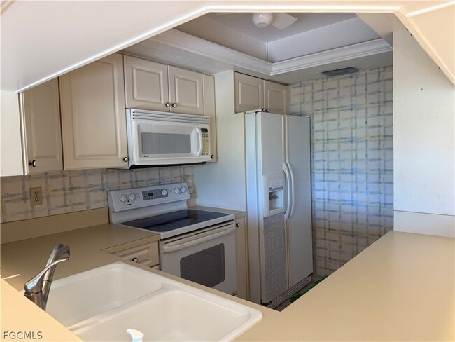 Photo - 5870 Trailwinds Dr Unidad 612