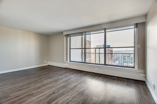 Photo - Hull Estates