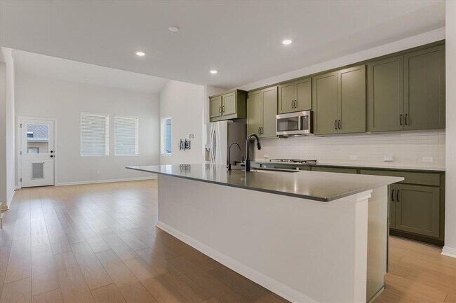 Photo - 168 Kings Cyn Dr