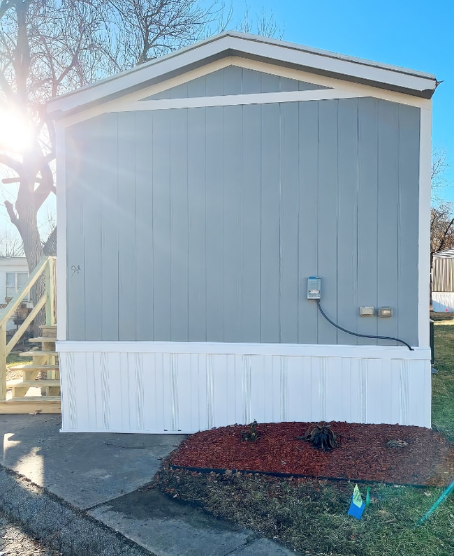 Photo - 110 N Michigan St