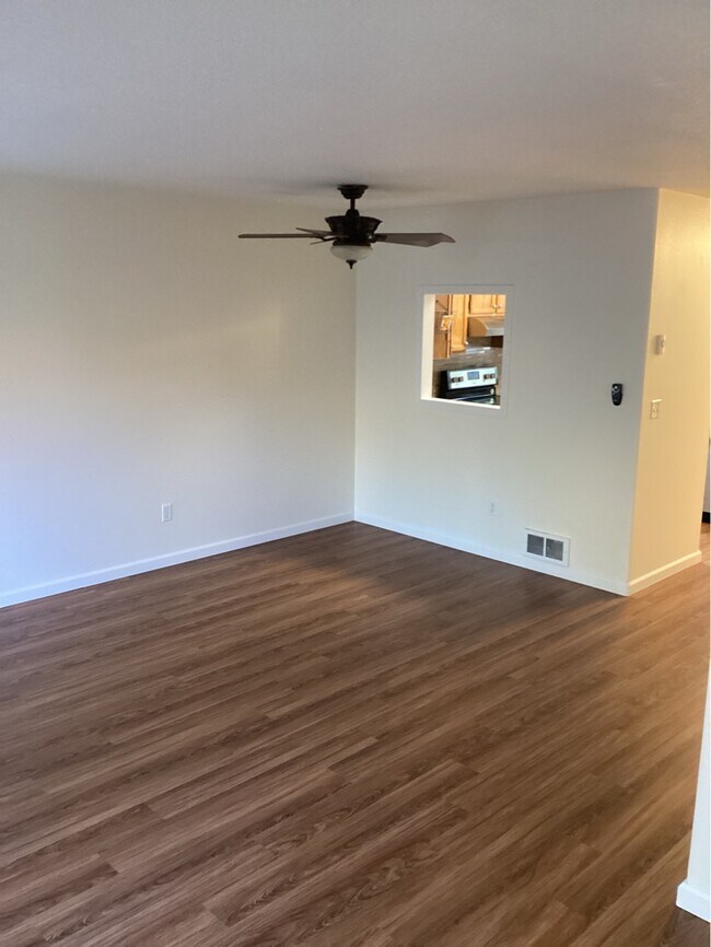 Photo - 66 NW 33rd Pl