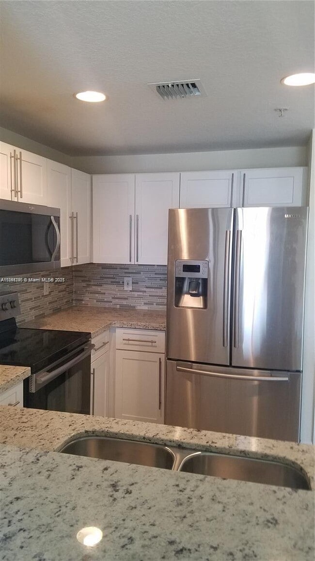 Photo - 6700 NW 114th Ave Unit 931