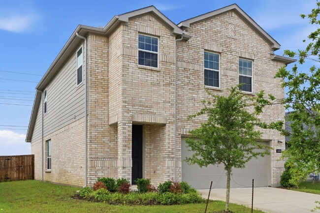 Photo - "Open-Concept 4-Bedroom, 2.5-Bath with Designer Finishes and Peaceful Greenbelt Views!"