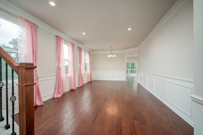 Photo - 2825 Dillon Dr