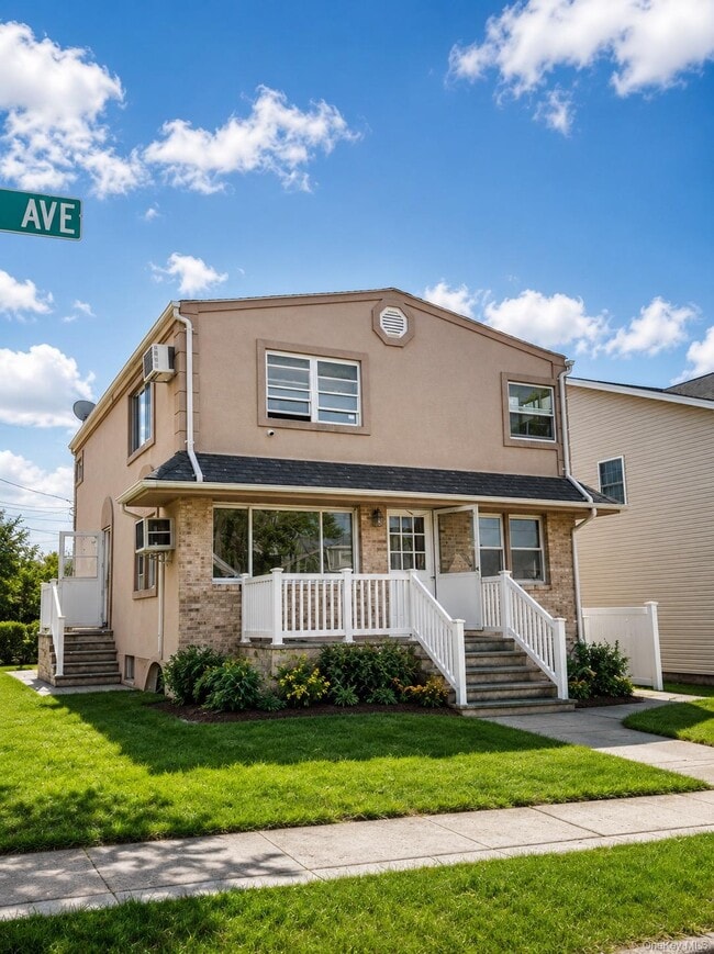 Building Photo - 1371 Rosser Ave