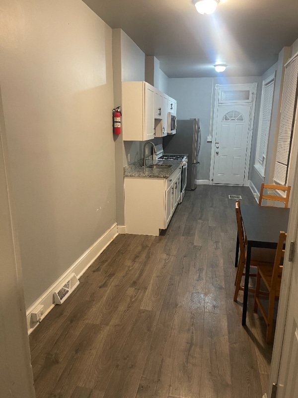 Photo - 1042 Pear St