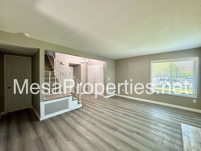Photo - 1749 E Fairfield Ct Unit 1