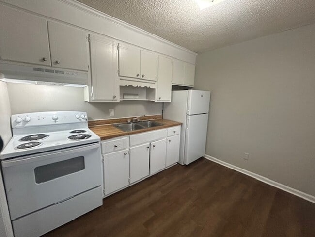 Photo - 123A Calvin Court